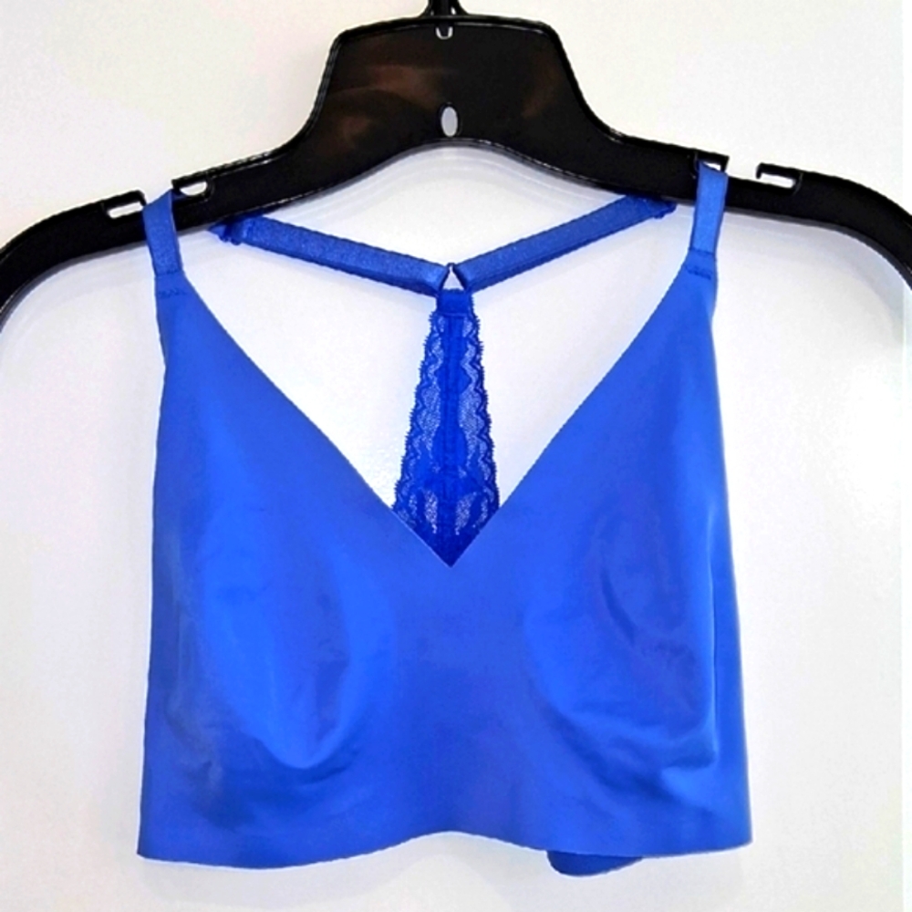 Victoria's Secret Blue Lace Racerback Bra
